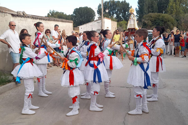 bajada de la Virgen de Guadalupe desde su Ermita hasta la Iglesia de San Fructuoso